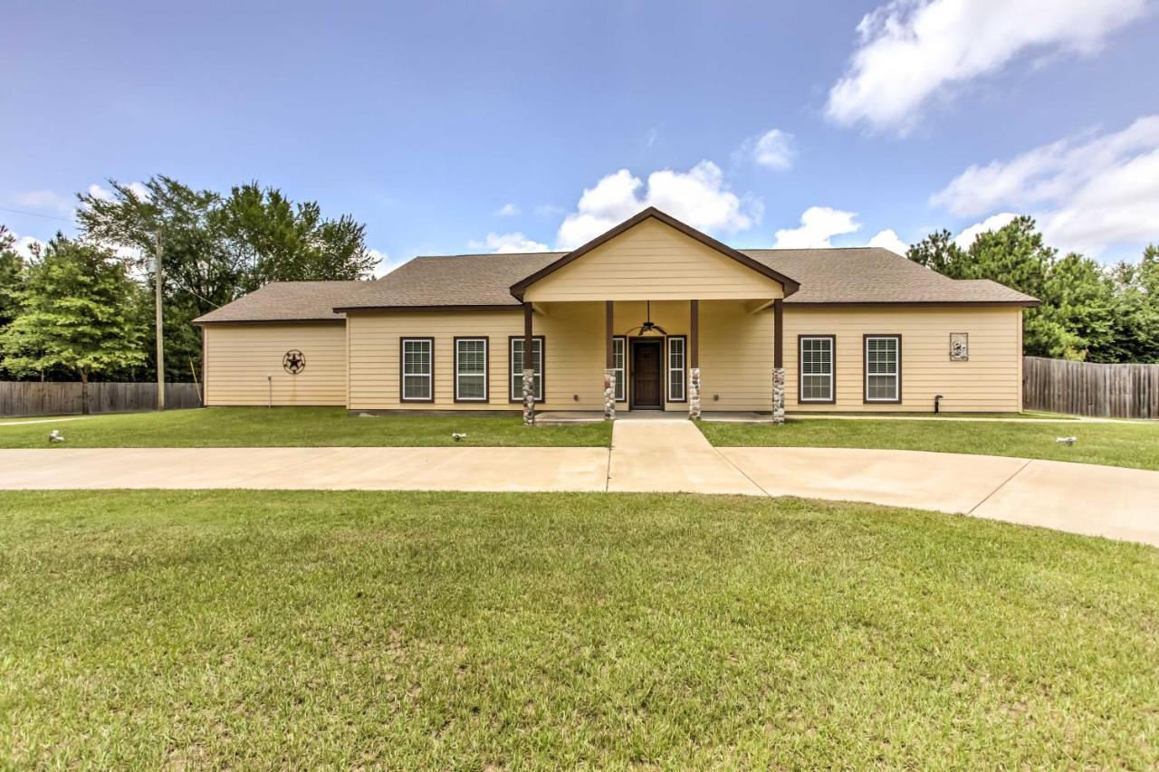 Texas Vacation Rental With Fireplace, Near Lakes Marshall Buitenkant foto